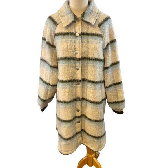 AVEC LES‎ FILLES Brushed Oversize Longline Varsity Coat in Cream Olive Plaid - Picture 10 of 11
